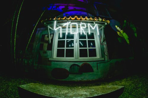 STORM apresenta: de Kombi no Arrayeah!