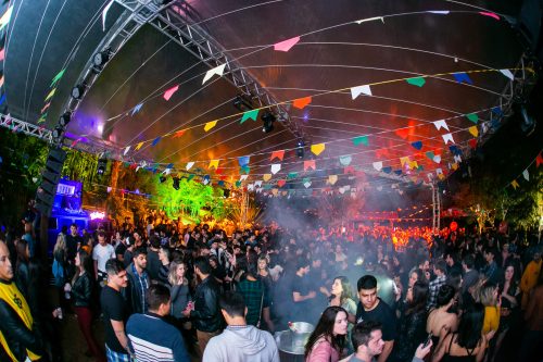 STORM apresenta: de Kombi no Arrayeah!