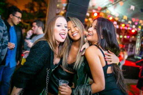 STORM apresenta: de Kombi no Arrayeah!