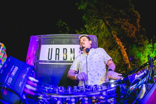 STORM apresenta: de Kombi no Arrayeah!