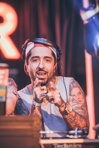 STORM - Pra frente Brasil!